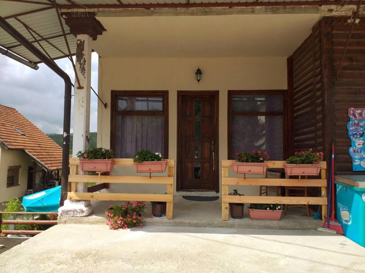 Apartman Milica Kremna Exterior foto
